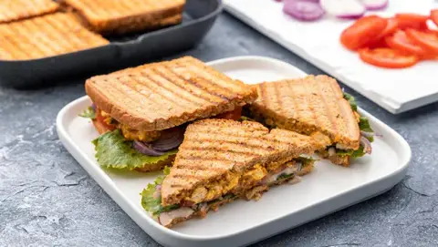 Paneer Tikka Cheese Sandwich